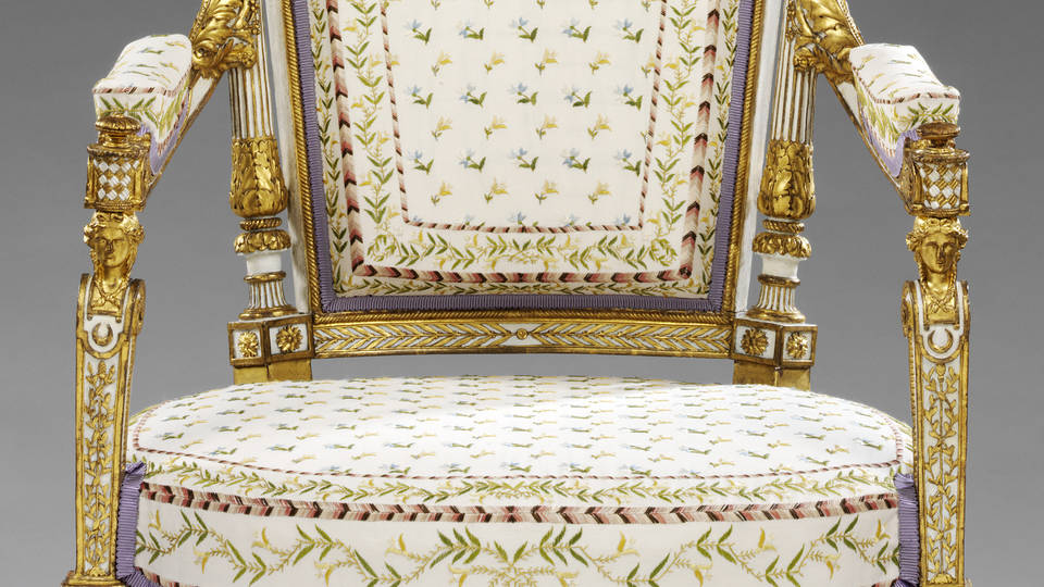 V&A · The conservation of Marie chair