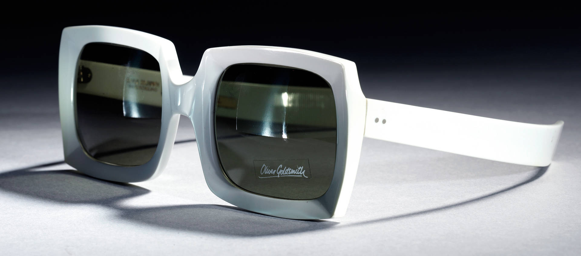 1960s accessories · V&A