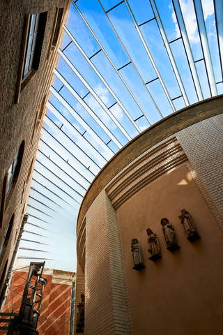 Photo of 'Daylit Gallery' (The Simon Sainsbury Gallery, Room 64b)