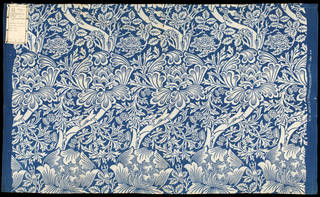 William Morris textiles · V&A