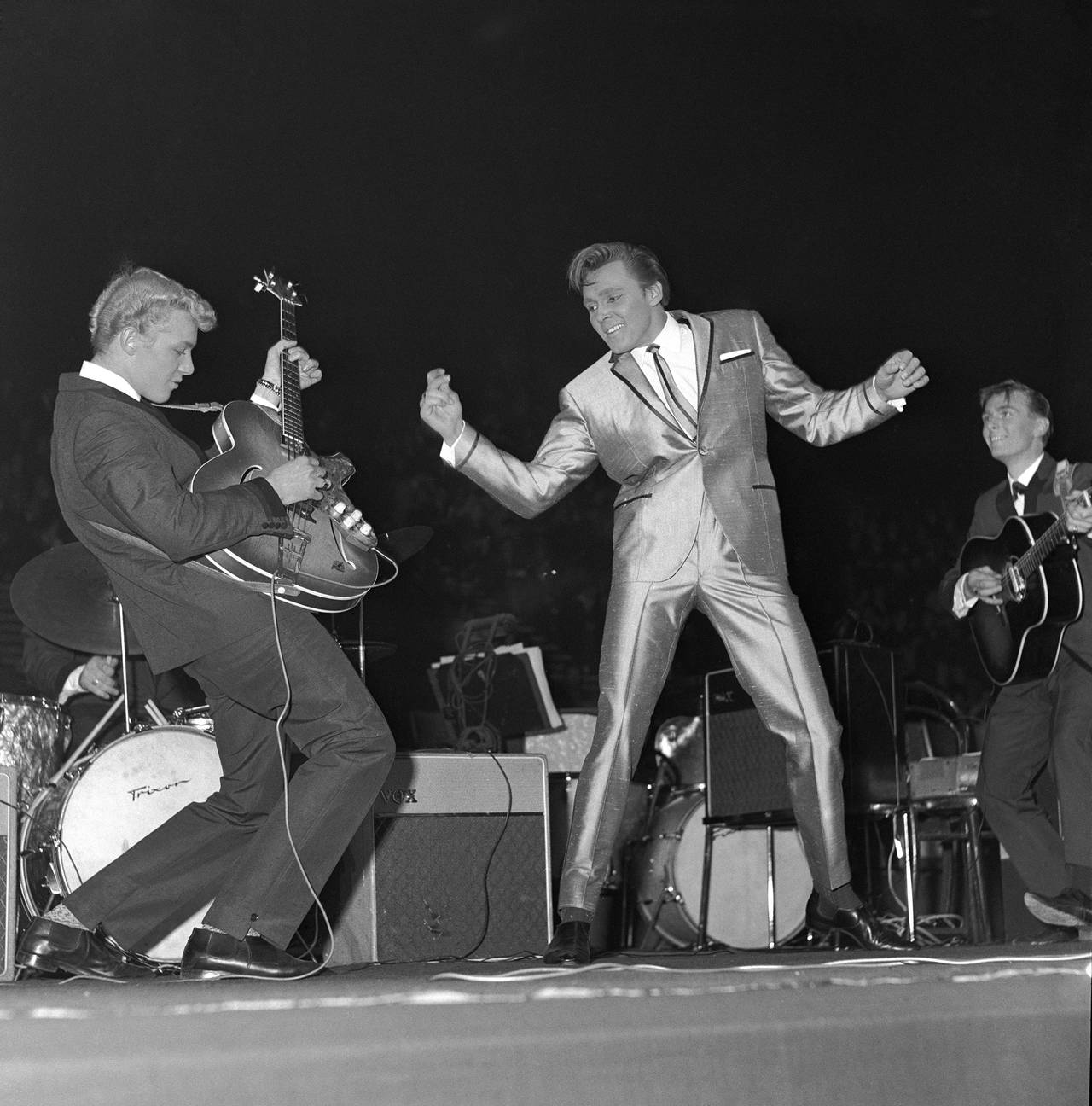 The Harry Hammond photographic collection · V&A