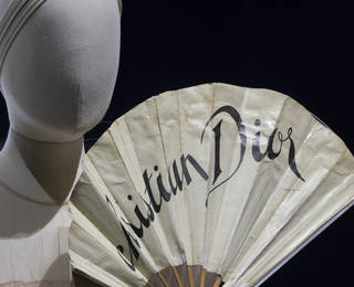 Lunchtime Lecture: Christian Dior and the Avant Garde photo