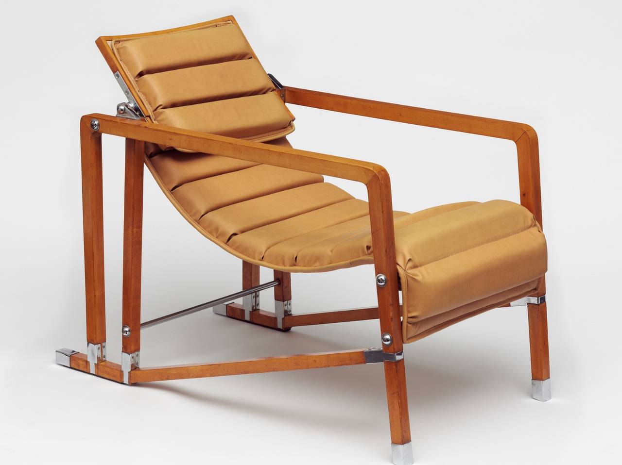 V&A · V&A Furniture Introductory Touch Tour For Visually Impaired