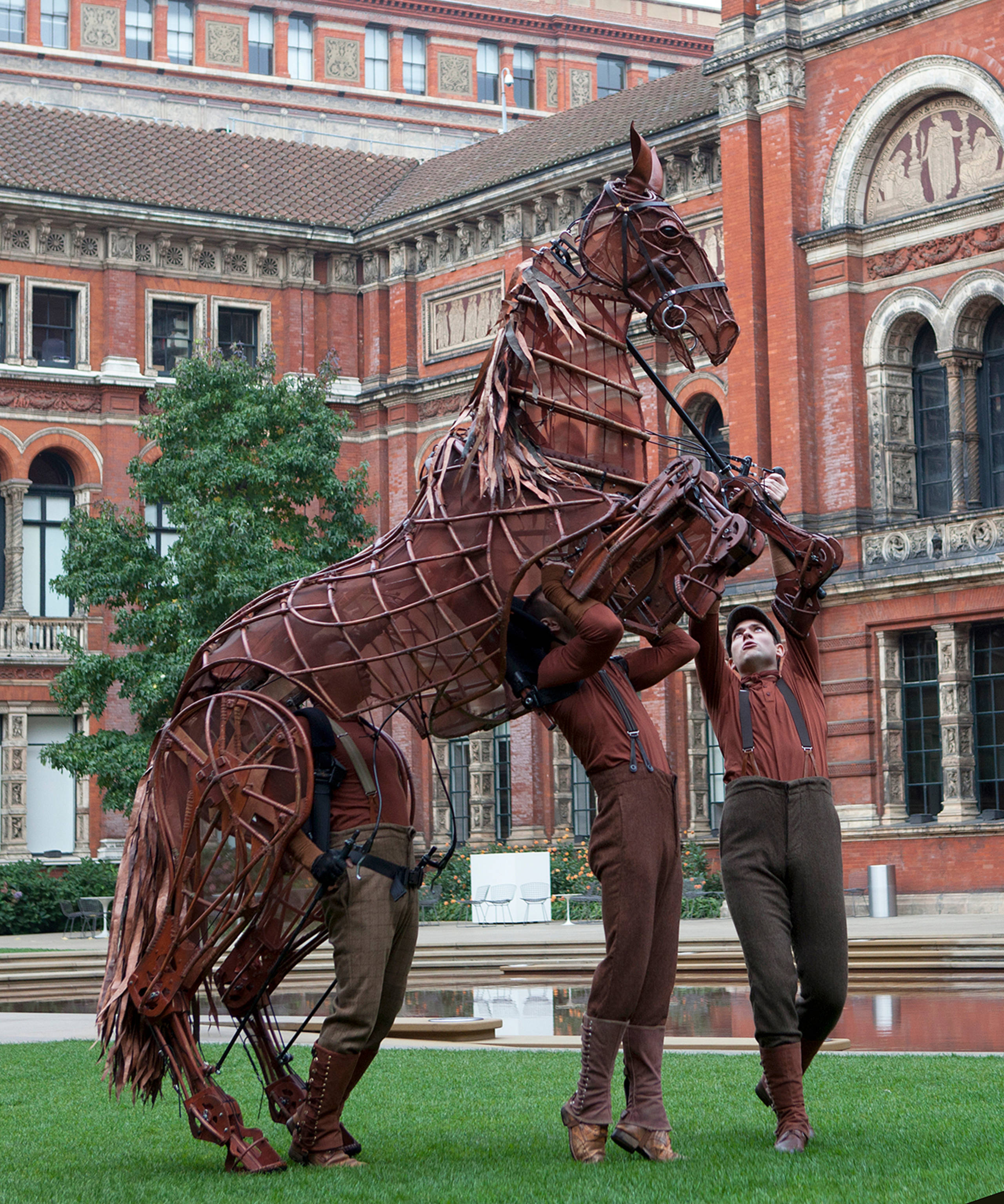 V&A · A History Of Puppets In Britain