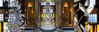 London, UK. 28th November, 2017. Es Devlin with her work - The Christmas  Tree (The Singing Tree) in the grand entrance of the V&A kicks off its  Sounds Like Christmas season. The