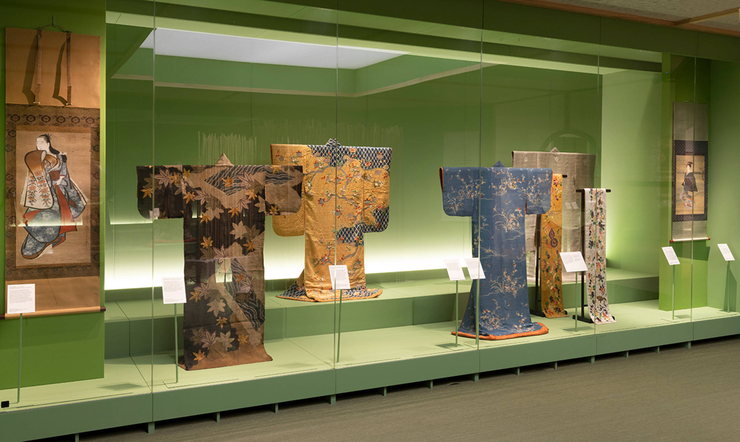 Inside the Kimono Kyoto to Catwalk exhibition · V&A