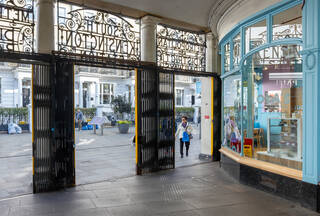 Leaving South Kensington Station