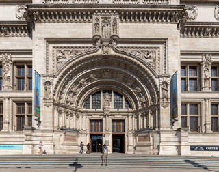 Cromwell Road entrance.