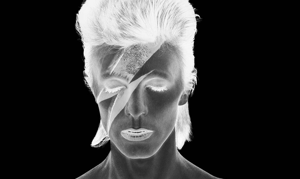 DAVID BOWIE IS INSIDE 　V&A David Bowie Is: New York Edition Book | Hardback Book | V&A