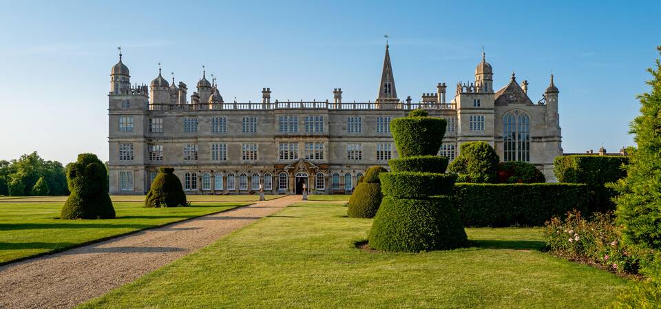 The Treasures of Burghley House (Livestream) - Talk at Online · V&A