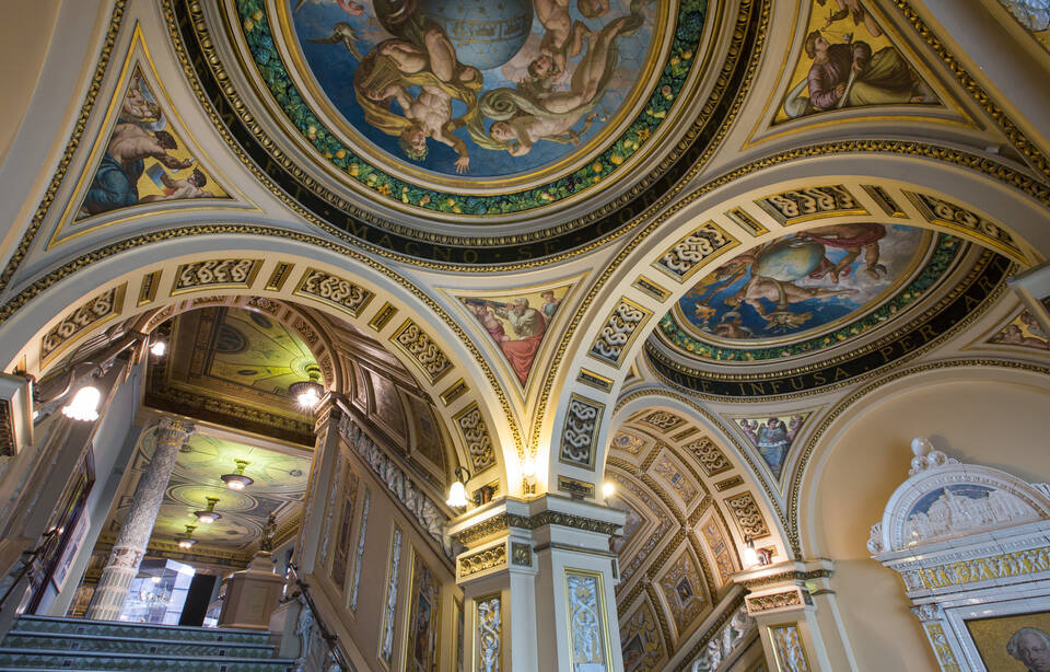 Members' Tour: Eat, Drink and be Merry
