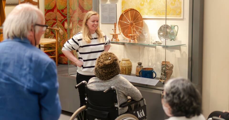 Dementia-friendly Closer Look Tour (June - Nov 2026)